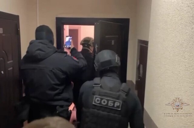    Фото: Пресс-служба ГУ МВД России по Петербургу и Ленобласти/ скриншот оперативного видео