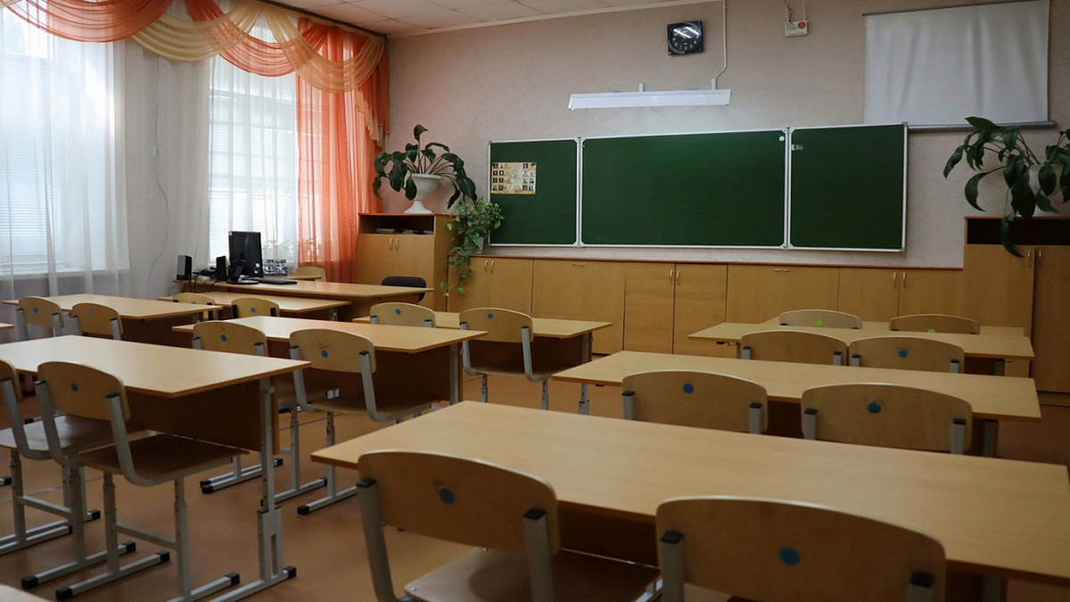    Школы Курска активнее переходят на дистанционный формат обучения