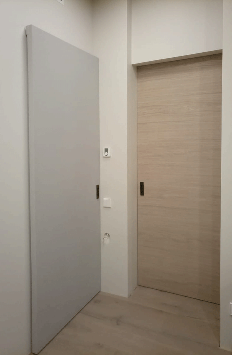 Двери на механизме MAGIC DORIAN.RU в натуральном шпоне и в эмали