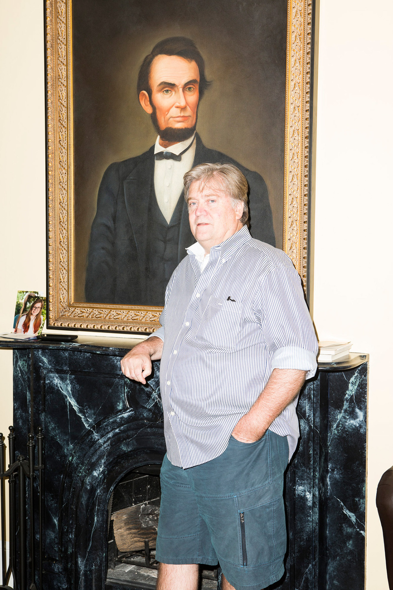 Стив Бэннон, по определению журналистов, «самый опасный политик» в Америке