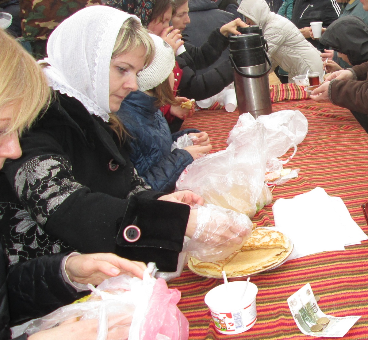 Умельцы продавали блины. Это лет 10 назад. На фото - не автор. 