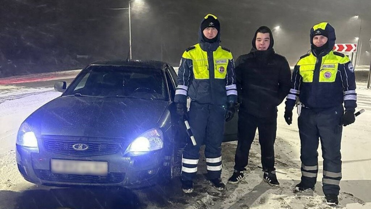    Инцидент на трассе под Энгельсом: водителя спасли полицейскиеНовости Саратова и области – Сетевое издание «Репортер64»