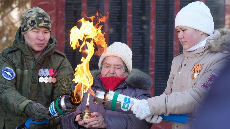 Эстафета Вечного огня и голубое топливо в дома: газификация Республики Алтай вышла на новый уровень