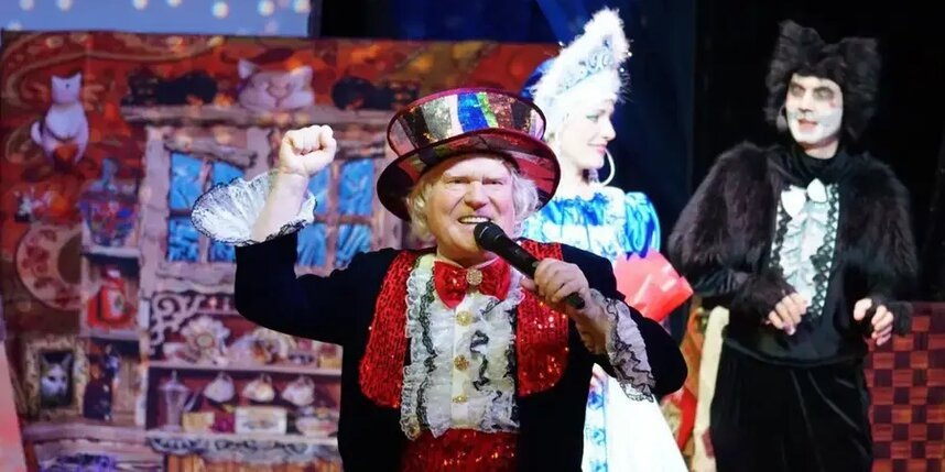    Юрий Куклачёв в 75 лет энергичен и бодр.Динара Кафискина