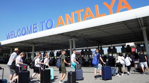    Аэропорт Турции. Фото: РБК