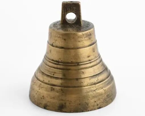 Подобно современным клаксонам в машинах колокольчики извещали о приближении экипажей и позволяли предотвращать аварии