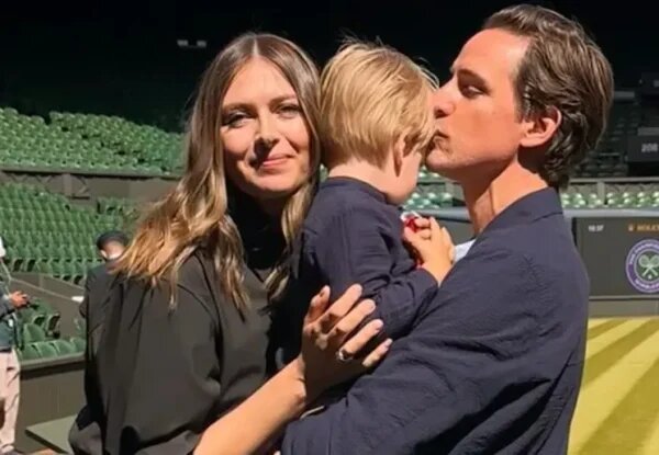    Семейное фото Марии Шараповой. Фото: соцсети