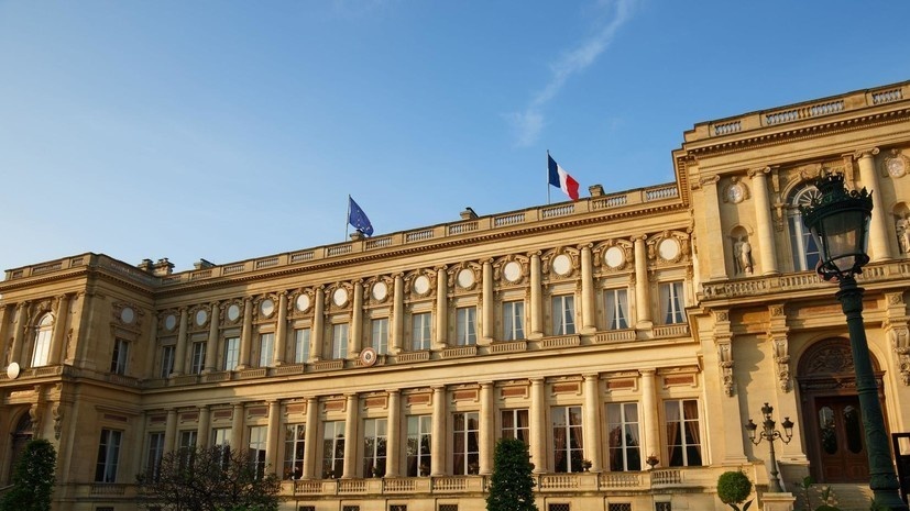     Министерство иностранных дел Франции Legion-Media