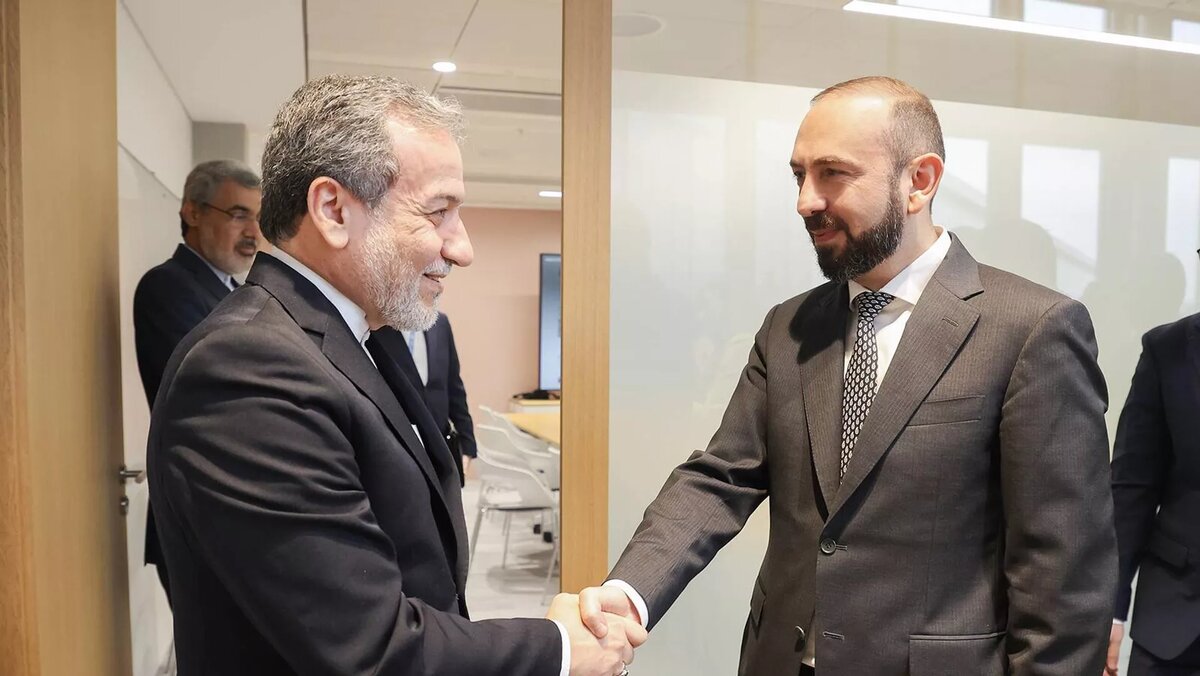 © Photo : official site of MFA of RA 