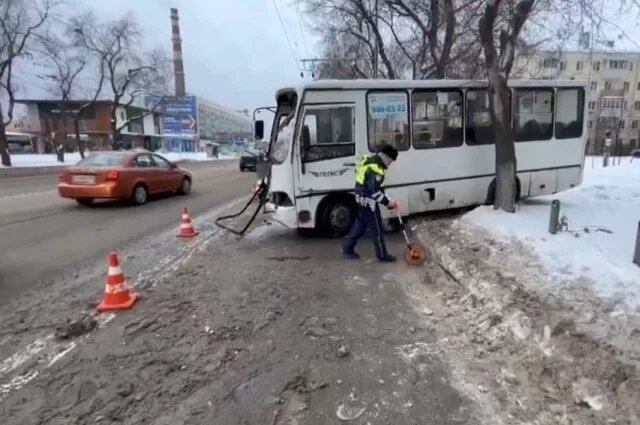    Куда обращаться пассажиру, чтобы получить компенсацию за аварию?