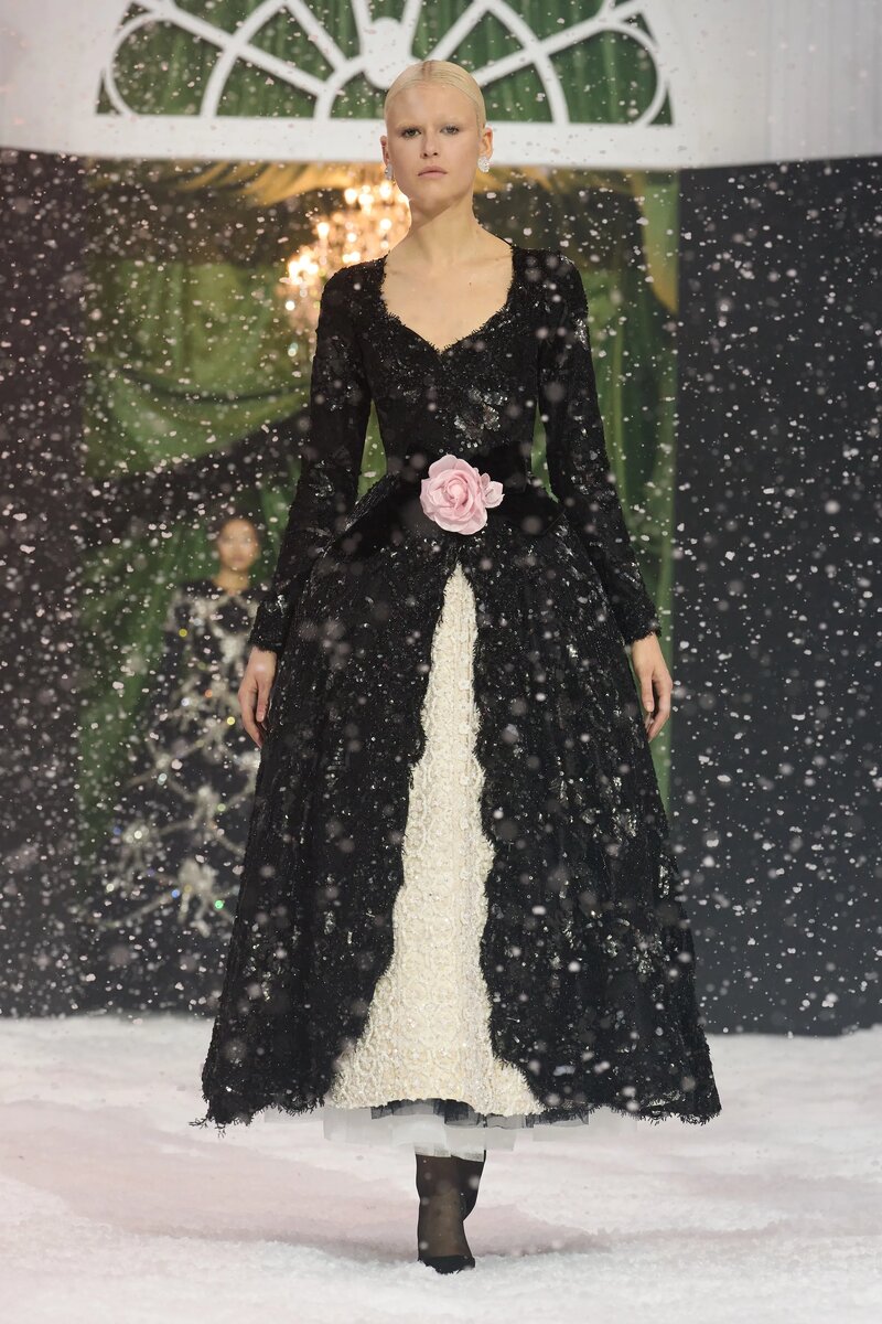 Richard Quinn Fall 2025 Ready-To-Wear