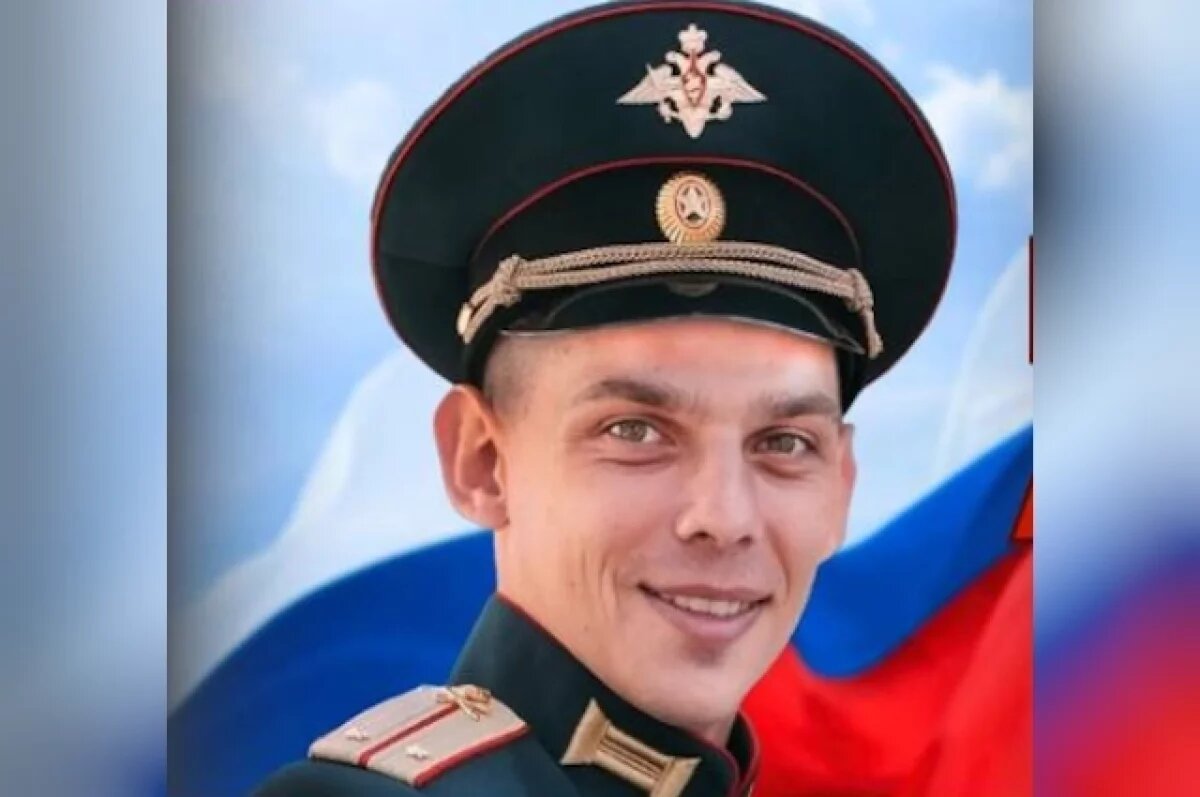    В школе на севере Волгограда увековечили память Владислава Плахова