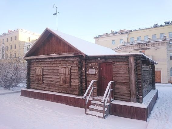 Самая старая завалинка славного города Норильска