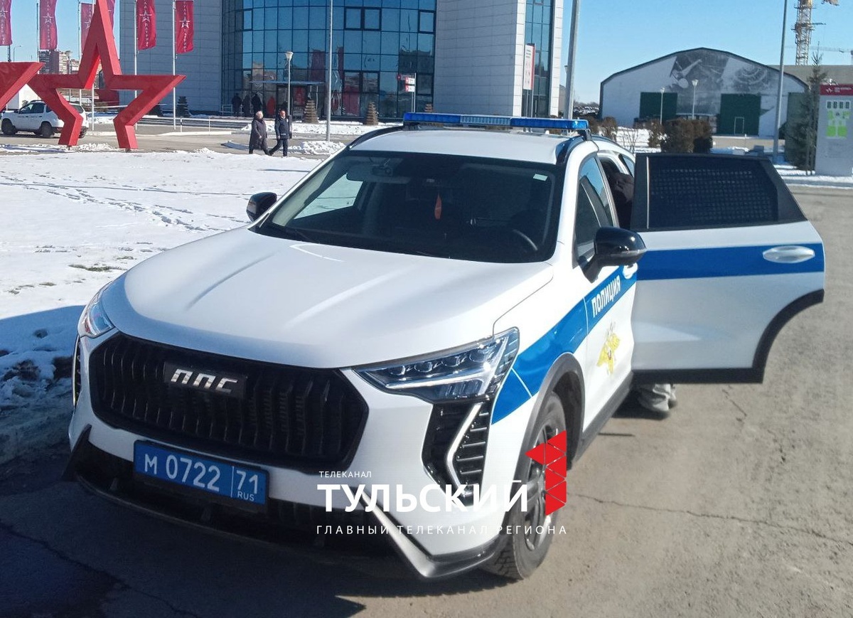 В Туле появилась современная патрульная машина будущего. Специализированный автомобиль Haval проходит испытание в УМВД России по Тульской области, сообщили в ведомстве. 