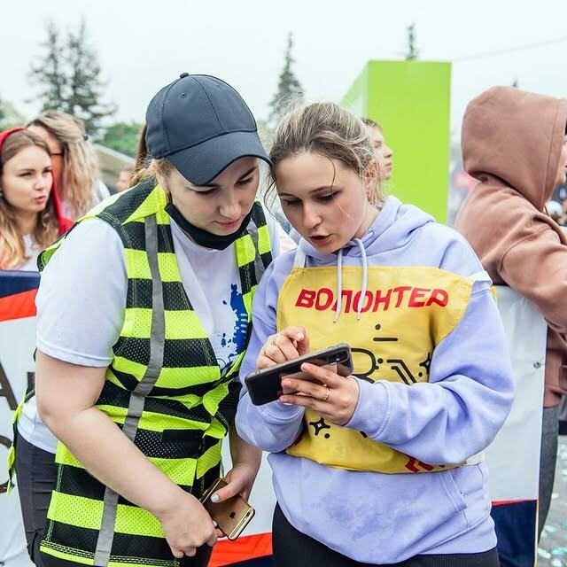 На одном из забегов, что-то выясняем 😀