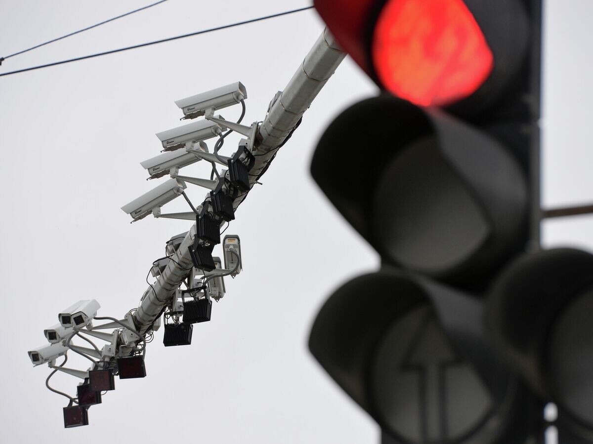    Комплекс автофиксации нарушений ПДД © РИА Новости / Александр Кряжев