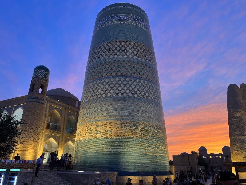 Потрясающий закат в Хиве