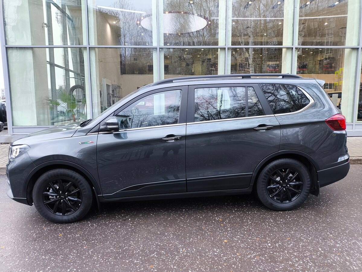 Единственный новый 7-местный кроссовер в РФ дешевле 2 млн. Источник иллюстрации - auto.ru