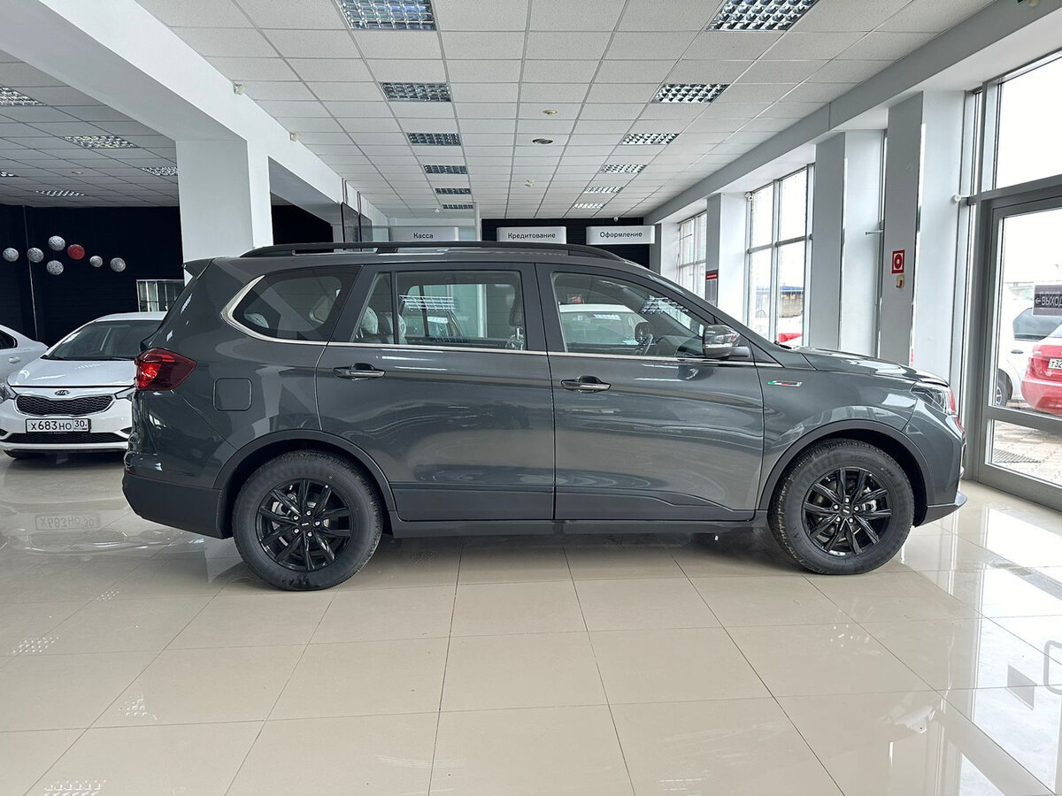 Единственный новый 7-местный кроссовер в РФ дешевле 2 млн. Источник иллюстрации - auto.ru