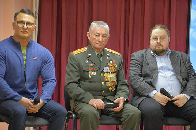 В Твери прошла молодёжная акция «Герои среди нас»