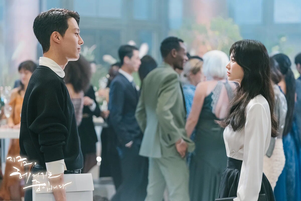    Кадр из дорамы «А теперь мы расстаемся»Кинопоиск