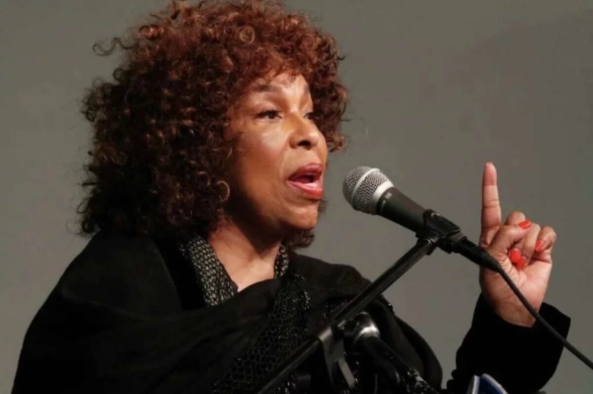    Умерла автор хита Killing Me Softly Роберта Флэк