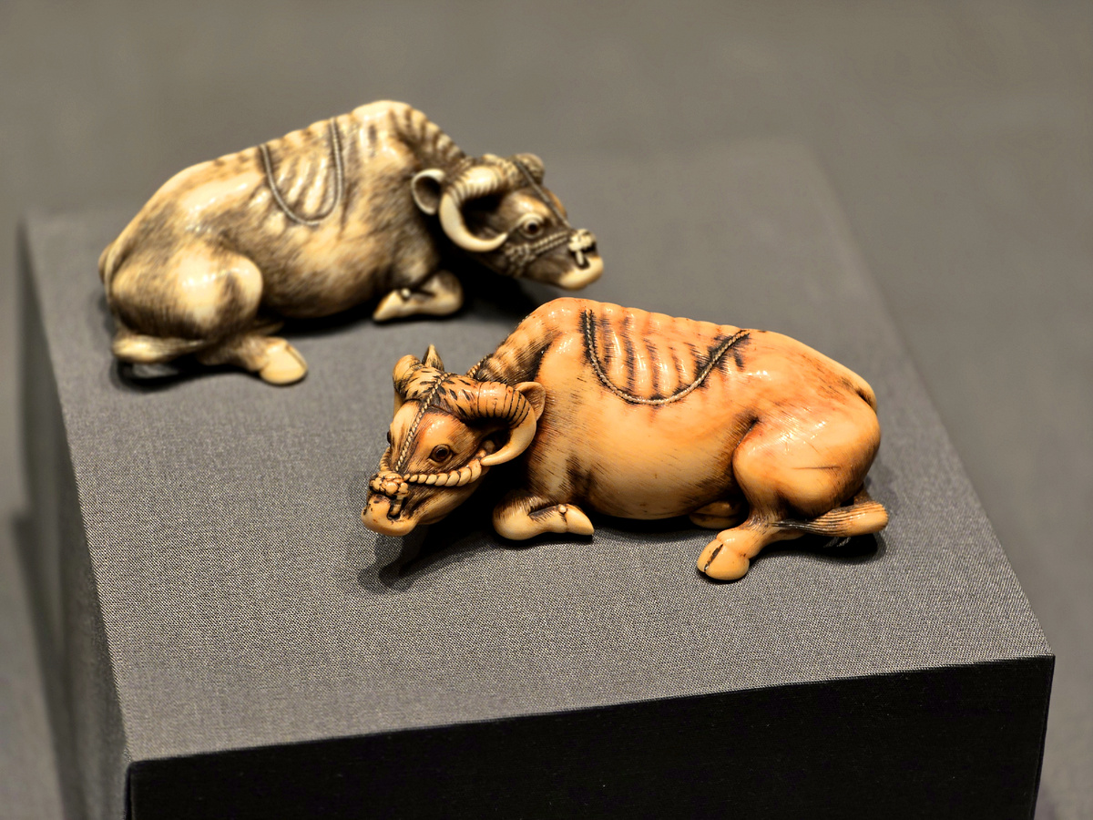 Нэцкэ, из экспонатов выставки