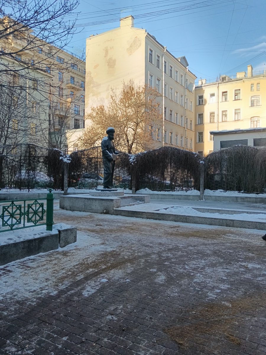 Улицы Санкт-Петербурга.