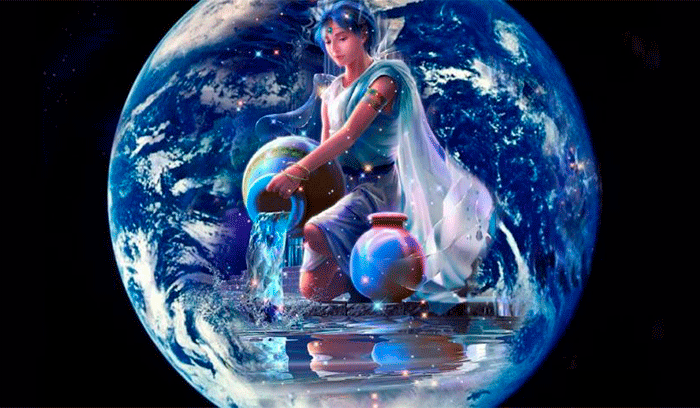 Луна в Водолее.