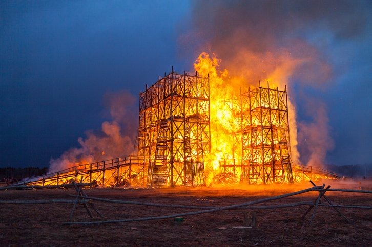 Сожжение масленичной инсталяции — традиция арт-парка
Фото: пресс-служба Никола-Ленивца 