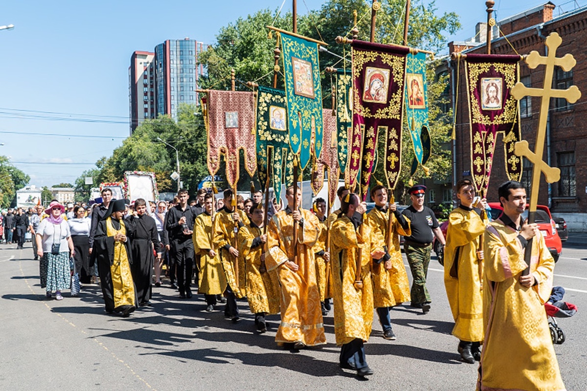 Крестный ход Фото из открытого доступа