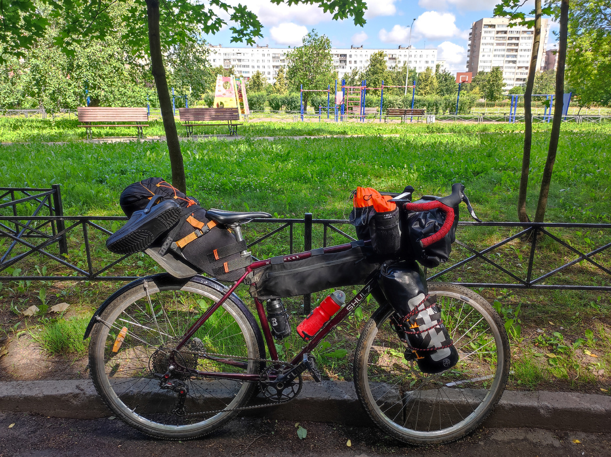 Только что выкатил велосипед. Ладога ждет!