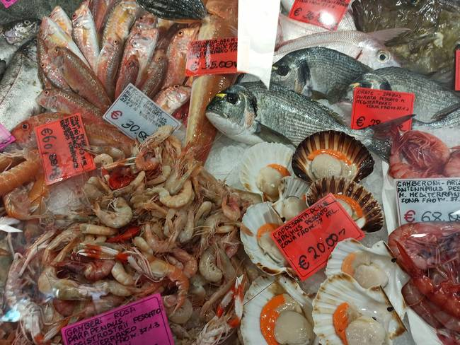 Вентимилья. На рынке. Фото автора