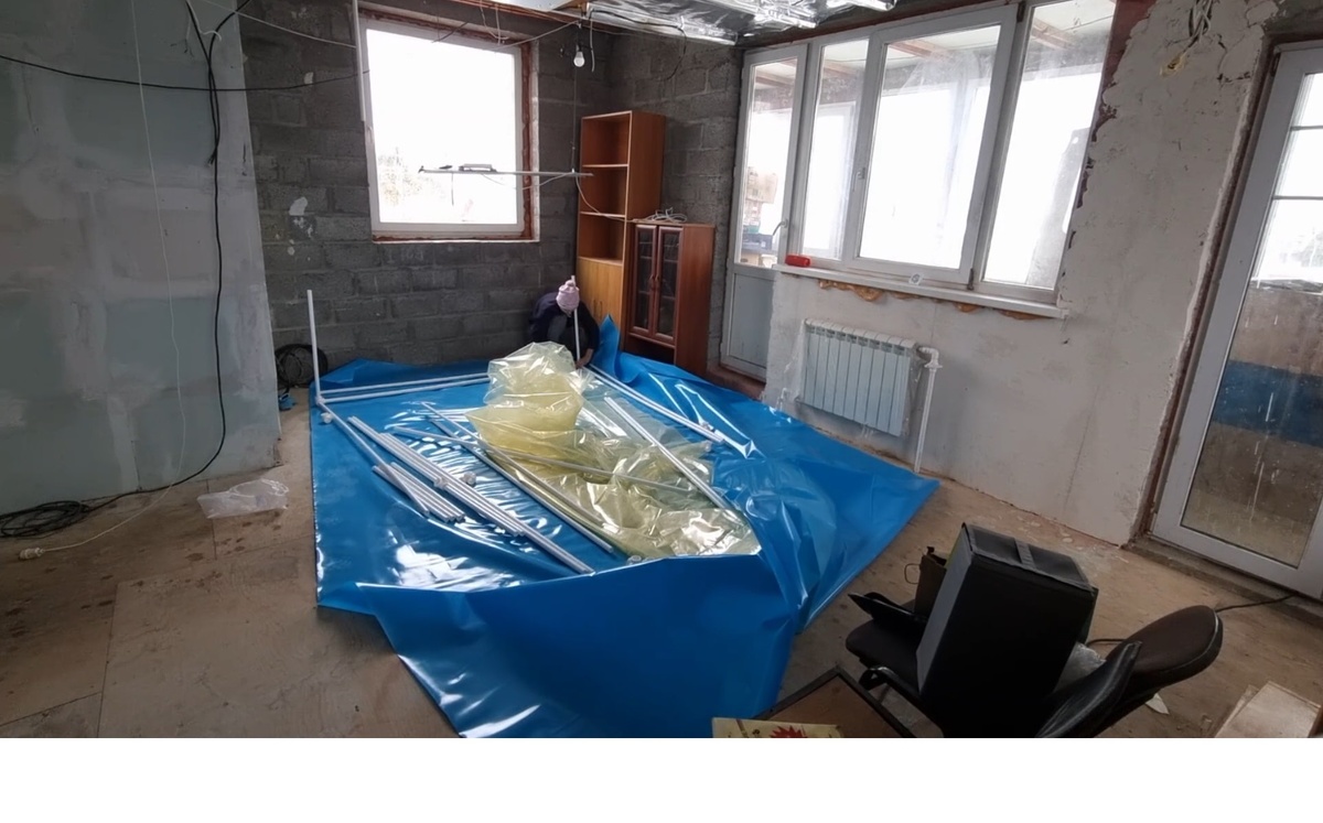 Пленка для пруда для защиты пола от влаги