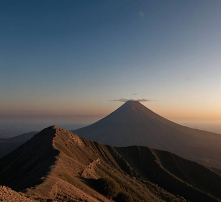 Картинка от Креа. Тут еще ничего не построено, местность совсем дикая.