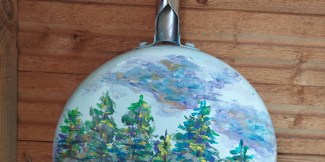 К масленице: Жарим блинчики на расписной сковородке