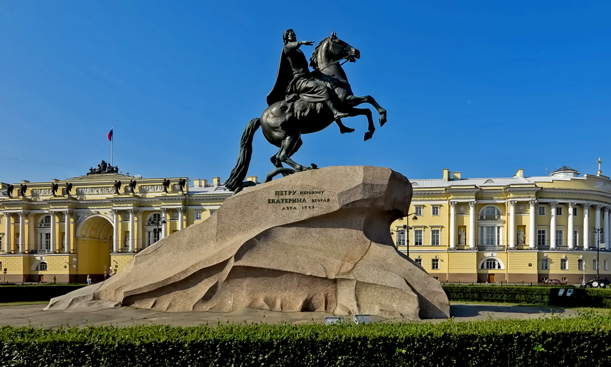  Странности, которые бросаются в глаза даже неискушённому зрителю