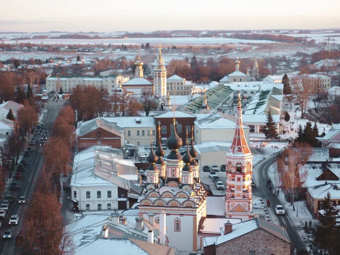 Вид на Суздаль с Преподобенской колокольни