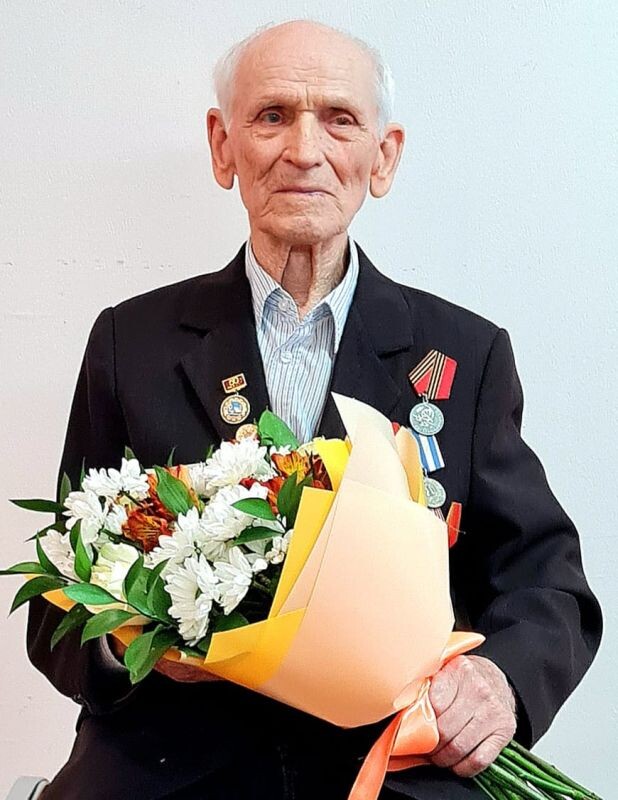    Николай Кравцов, как и другие мальчишки его поколения, рвался на фронт, но в тылу тоже нужны были люди, и их труд значил для победы не меньше, чем подвиги на фронте. Фото: khabkrai.ru