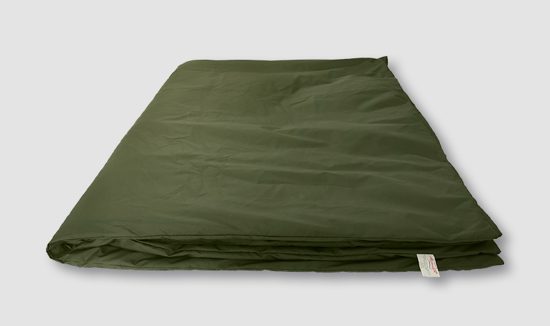 Мы производим утяжеленные одеяла разных цветов и размеров: подходящие как детям, так и взрослым. Подробнее ознакомиться можете сами в каталоге на сайте или проконсультироваться по телефону.