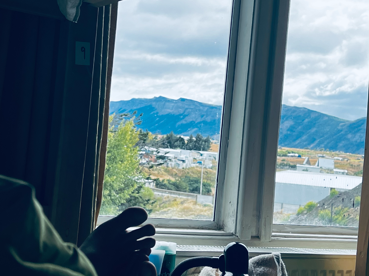 Вид из окна моей комнаты в хостеле