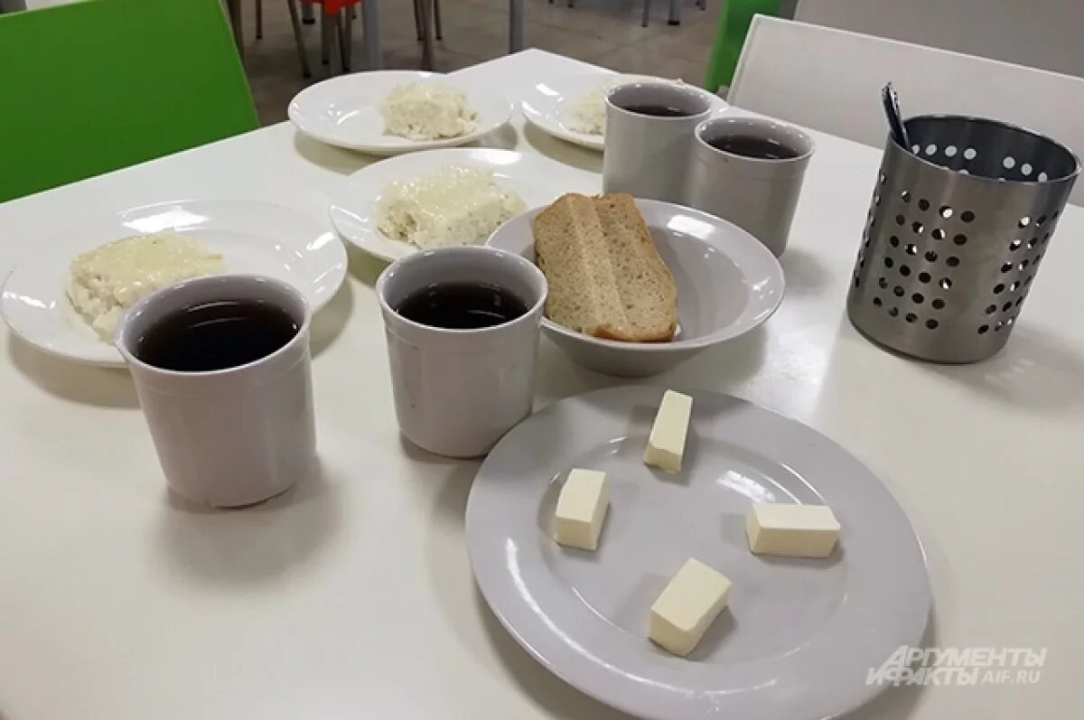    В Сургуте родители пожаловались на питание в школьной столовой мэру