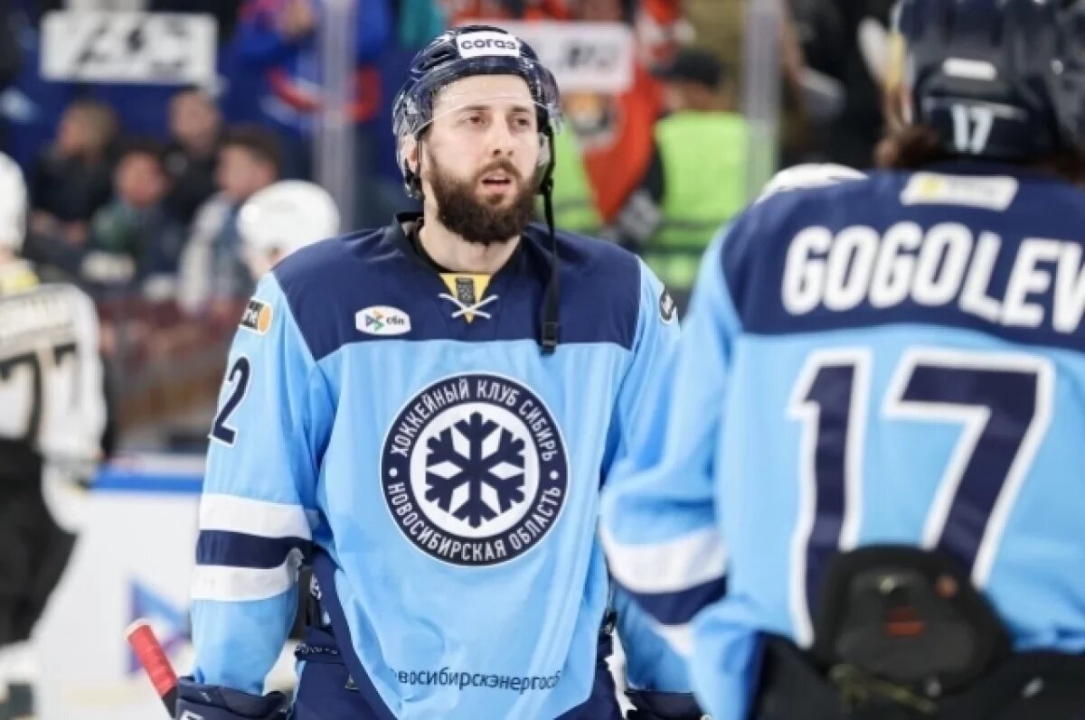    В Новосибирске игроки «Адмирала» из Владивостока разгромили ХК «Сибирь»