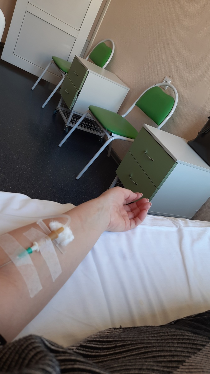 Лежу под системой