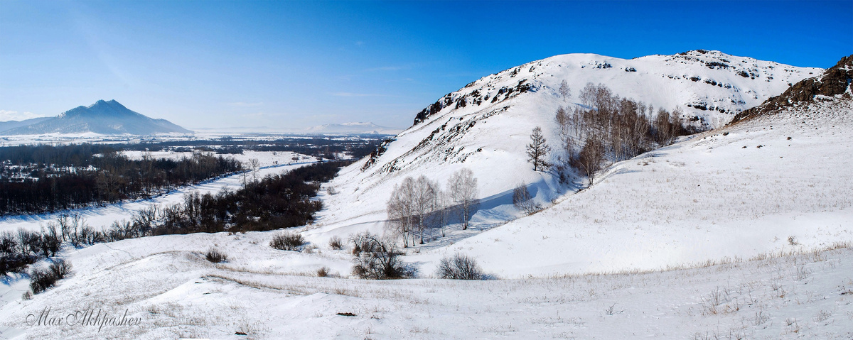 Вид на долину реки Таштып. 2011 г.