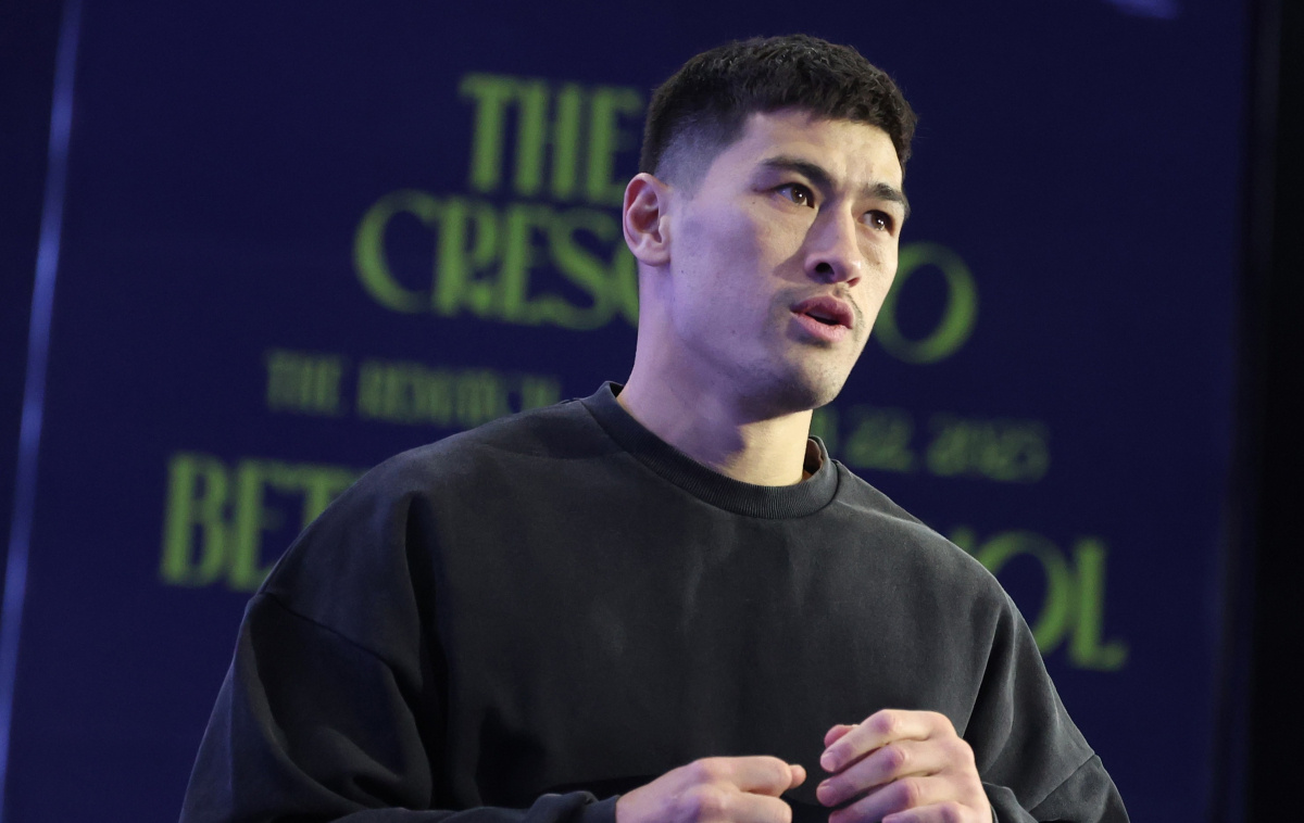 Дмитрий Бивол на открытой тренировке перед реваншем