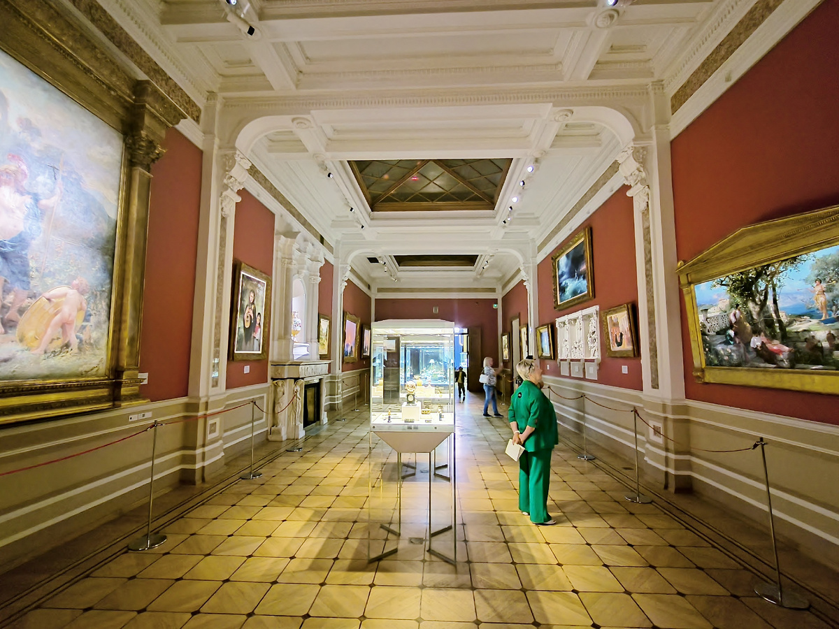 Выставочный зал. Фото автора.