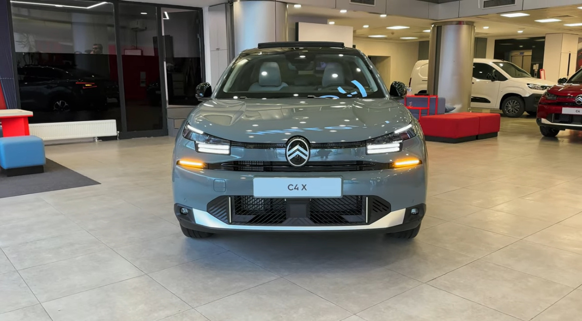 Citroën C4 X