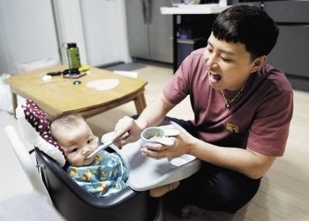 С каждый годом пап, берущих декретный отпуск, становится больше