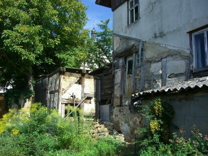 Ничего, кроме трущоб, сиротам в Борзе предложить не смогли / фото: Pixabay.com